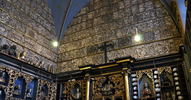 Ossuaire de l'église Sainte-Ursule, Cologne - Köln | Secret World Trip Planner