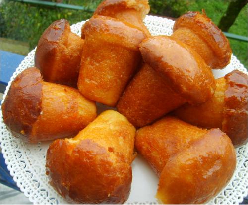 Rum baba - Napoli | Secret World Trip Planner