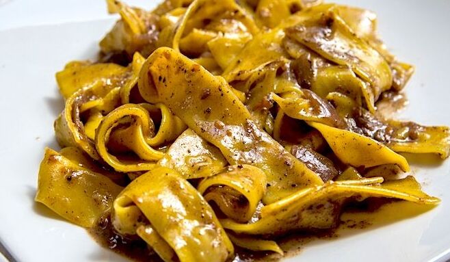 Pappardelle با سس خرگوش - Montepulciano | Secret World Trip Planner