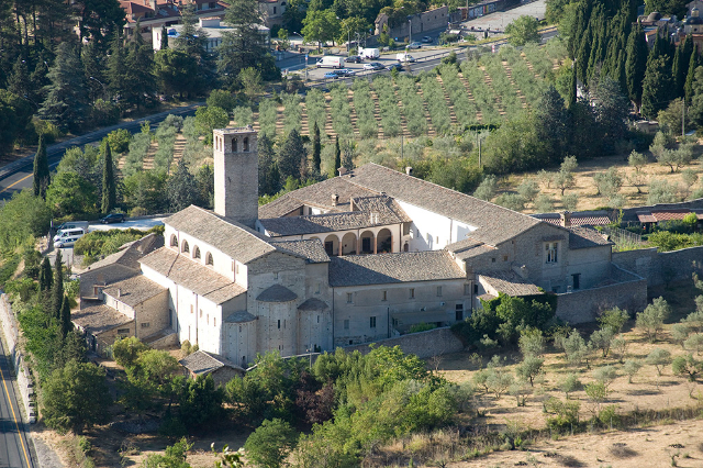 San Pontiano kirik - Spoleto | Secret World Trip Planner