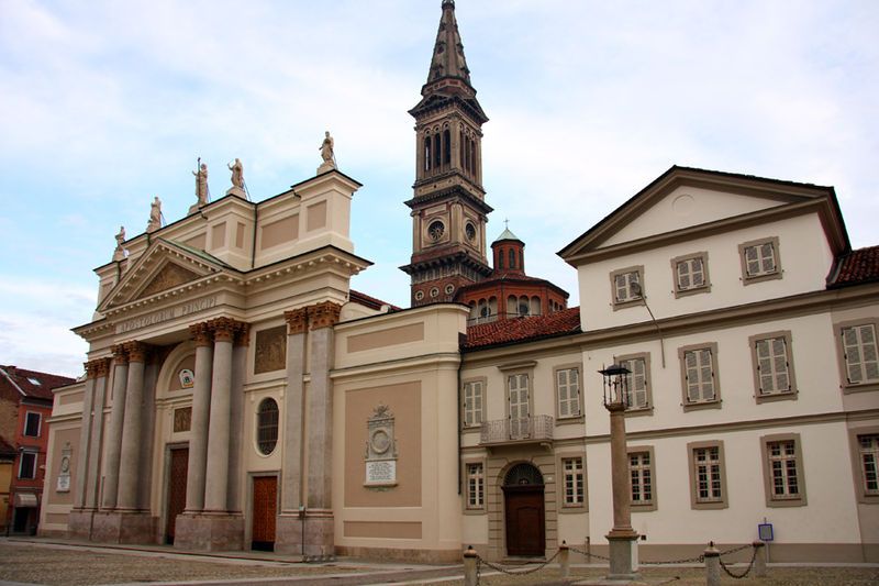 Iskandariya sobori - Alessandria | Secret World Trip Planner