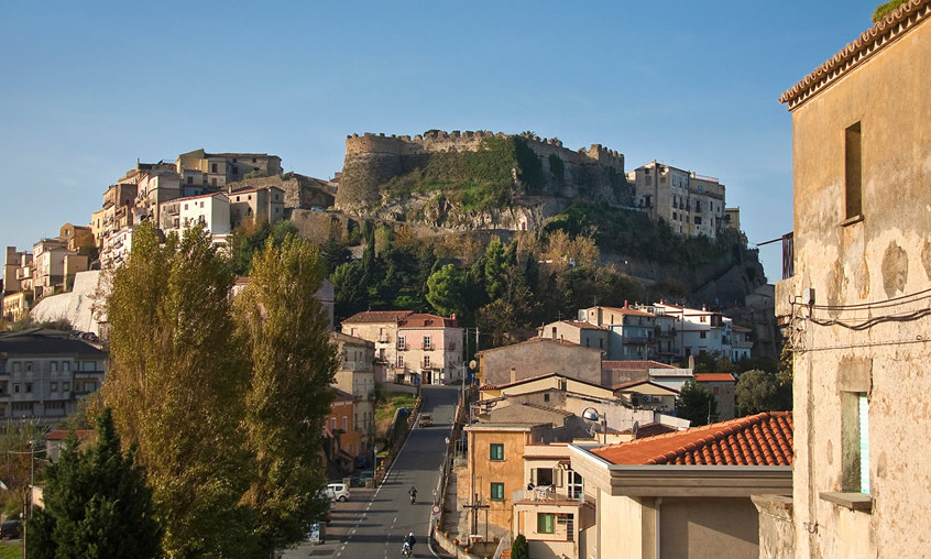 Dvorac princa u Belvedere Marittimo - Belvedere Marittimo | Secret World Trip Planner