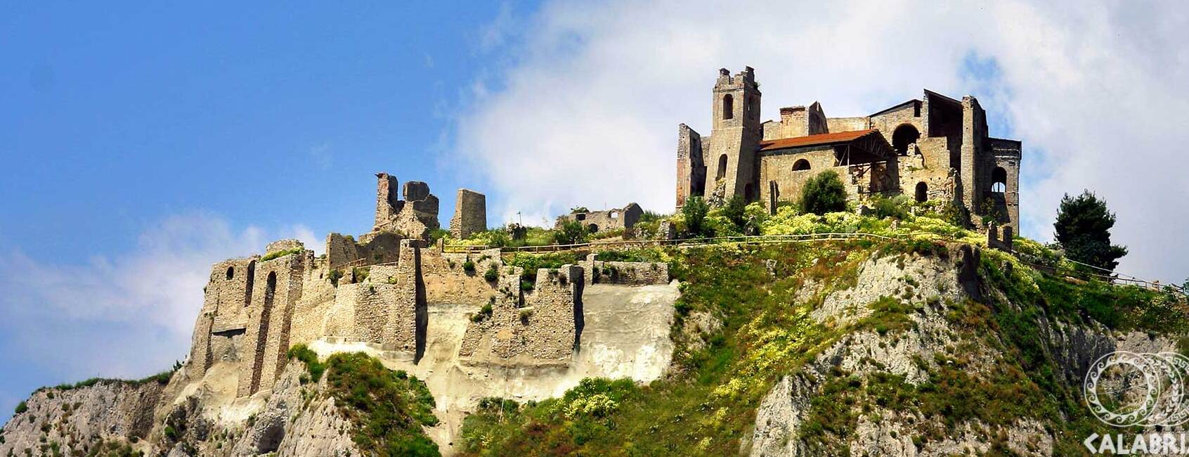 Karafa Dvorac - Roccella Ionica | Secret World Trip Planner