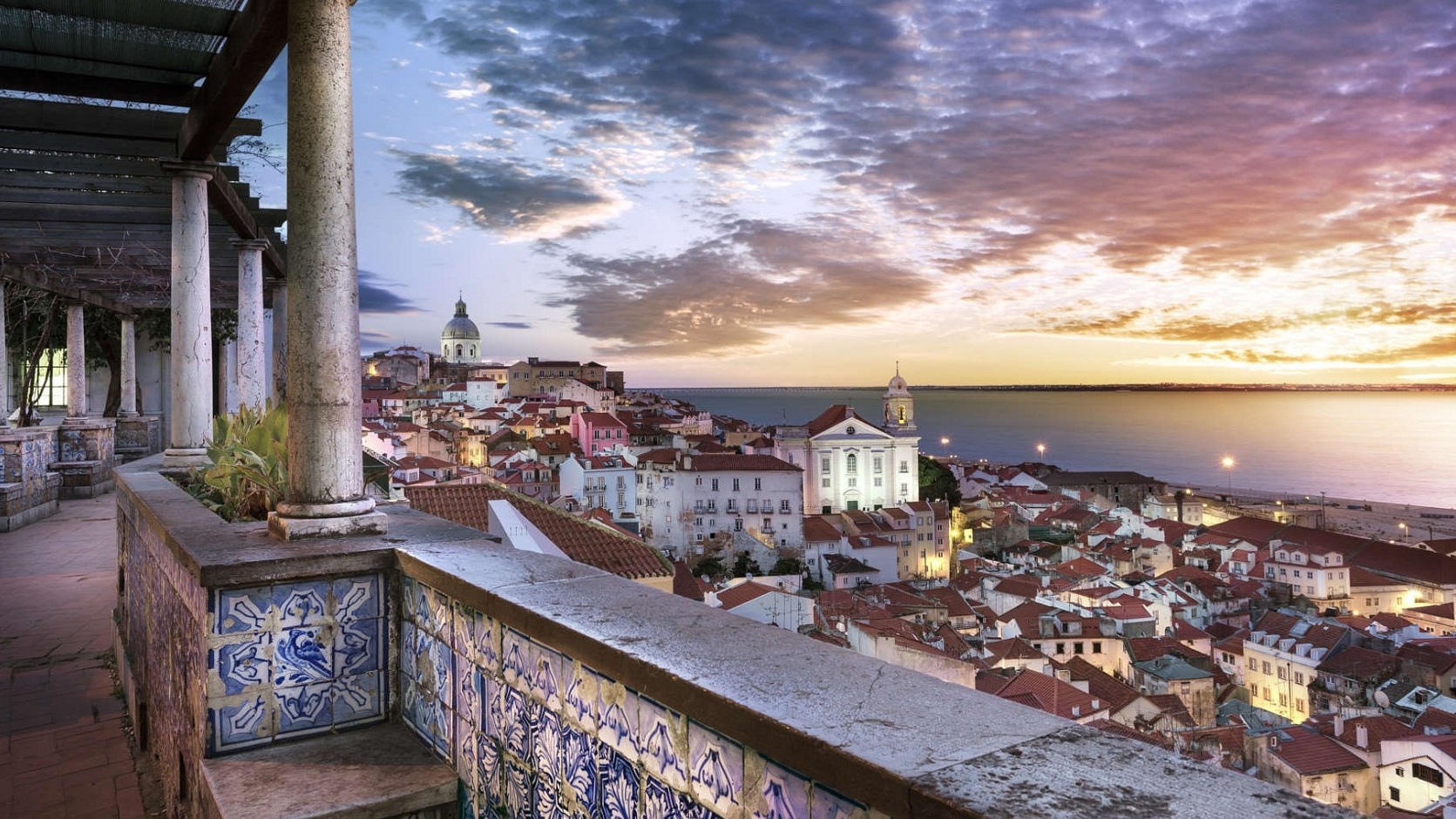 Portugal / Lissabon - Lisbona | Secret World Trip Planner