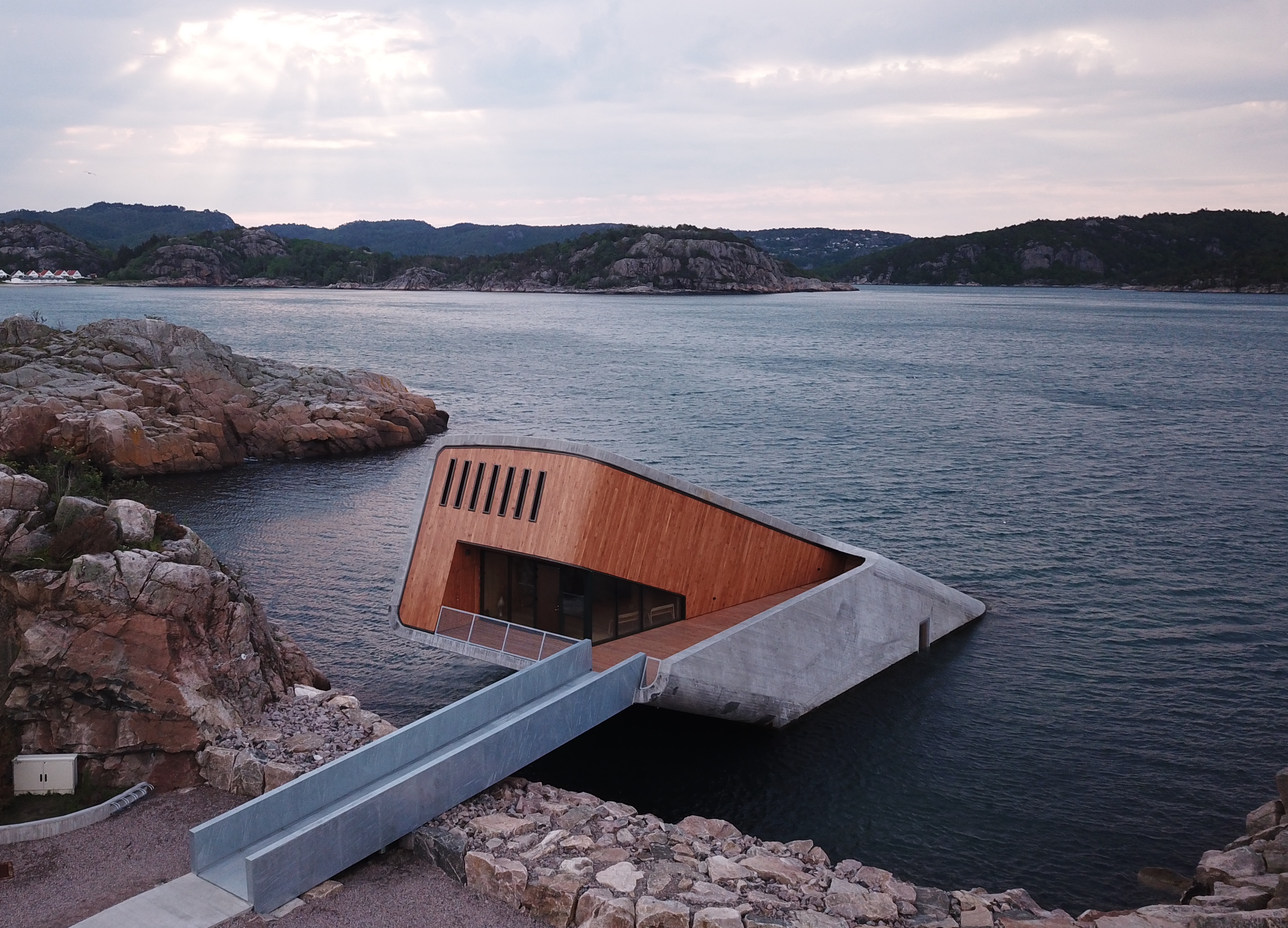 Norvège | Le premier restaurant sous-marin d'Europe - Båly | Secret World Trip Planner