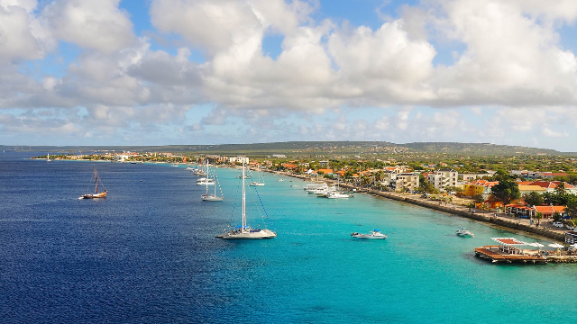Hafen von Kralendijk - Bonaire Cruise Port | Secret World Trip Planner
