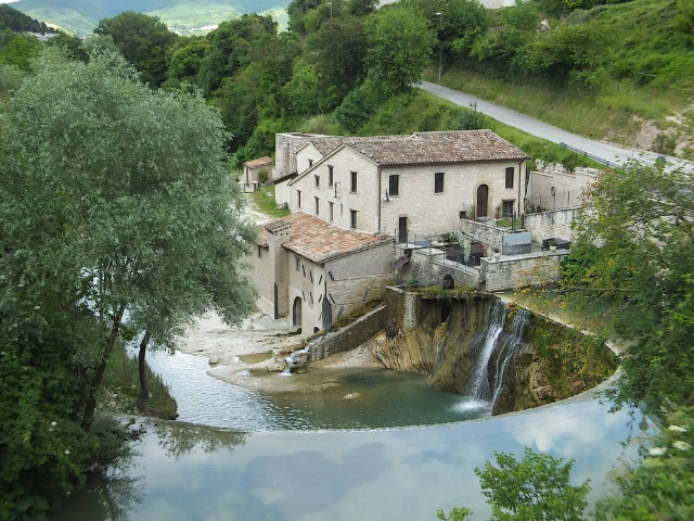 Le moulin de Marena - Sassoferrato | Secret World Trip Planner
