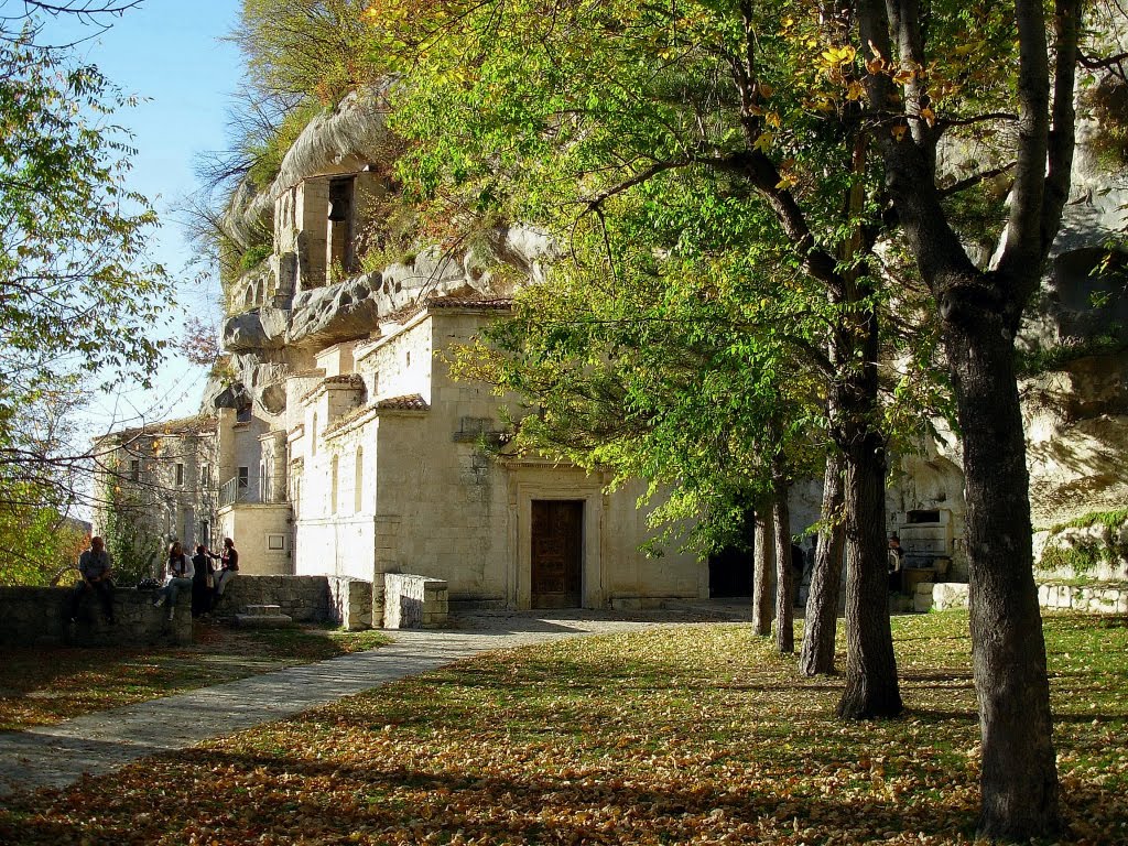 Эрмитажи Санто Спирито ва Маҷелла - Roccamorice | Secret World Trip Planner