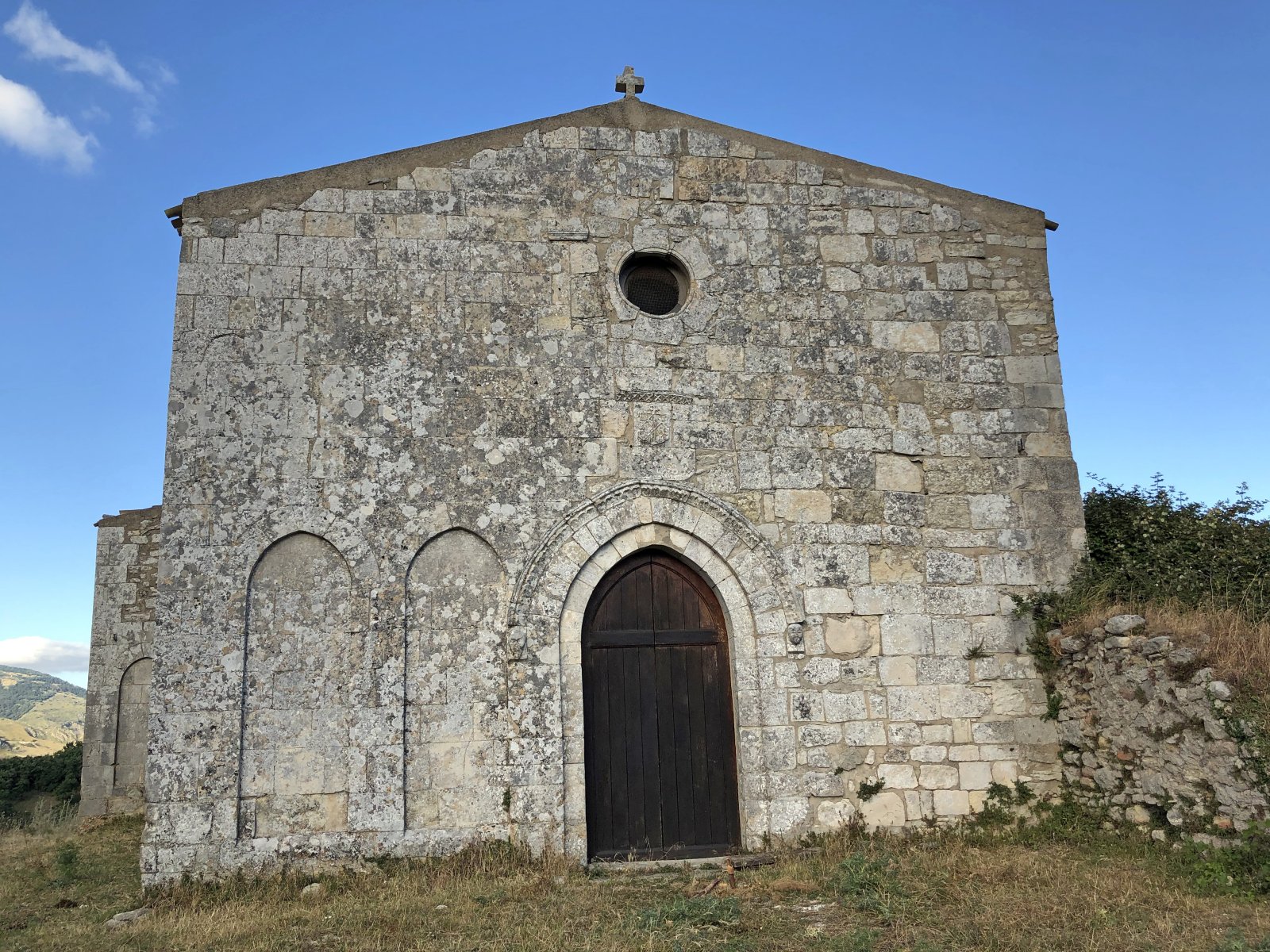 Sanctuaire de Rifesi - Unnamed Road | Secret World Trip Planner