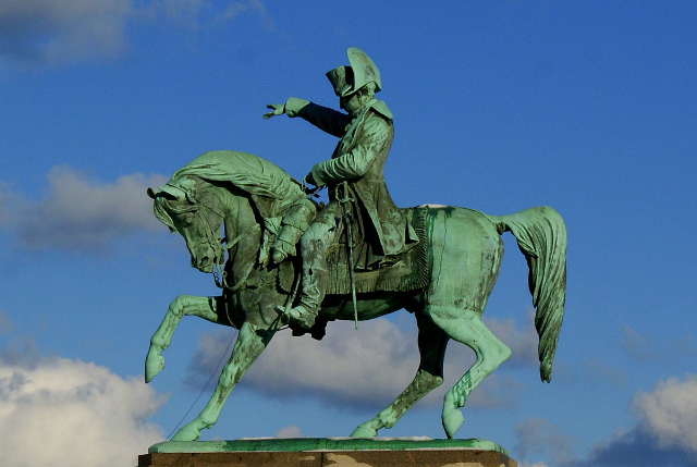 La statue de Napoléon - Cherbourg-en-Cotentin | Secret World Trip Planner