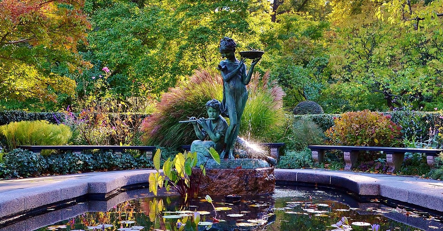 Frances Hodgson Burnett Memorial Fonte - New York | Secret World Trip Planner