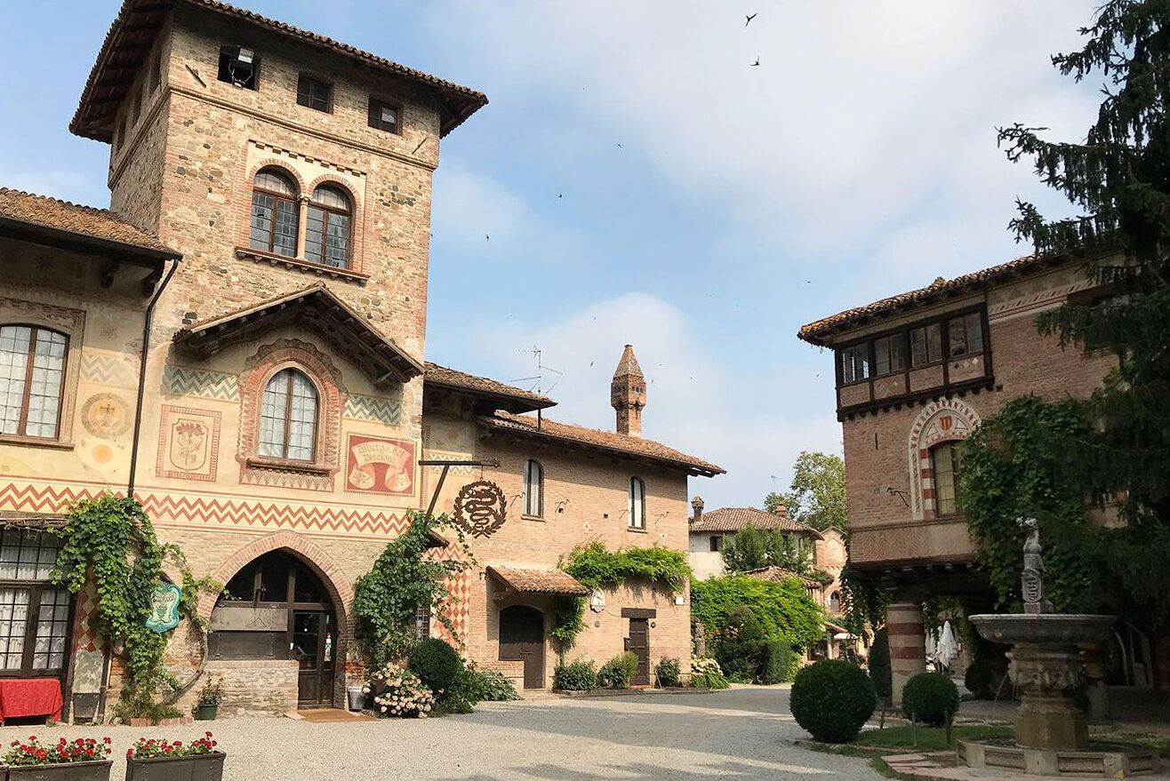 Village de Grazzano Visconti - Grazzano Visconti | Secret World Trip Planner