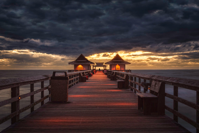 Neapel Pier - Naples | Secret World Trip Planner