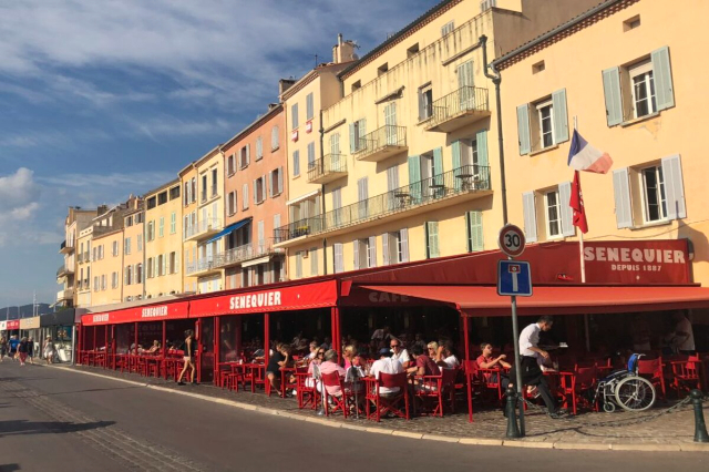il Sénéquier e Brigitte Bardot - Saint-Tropez | Secret World Trip Planner