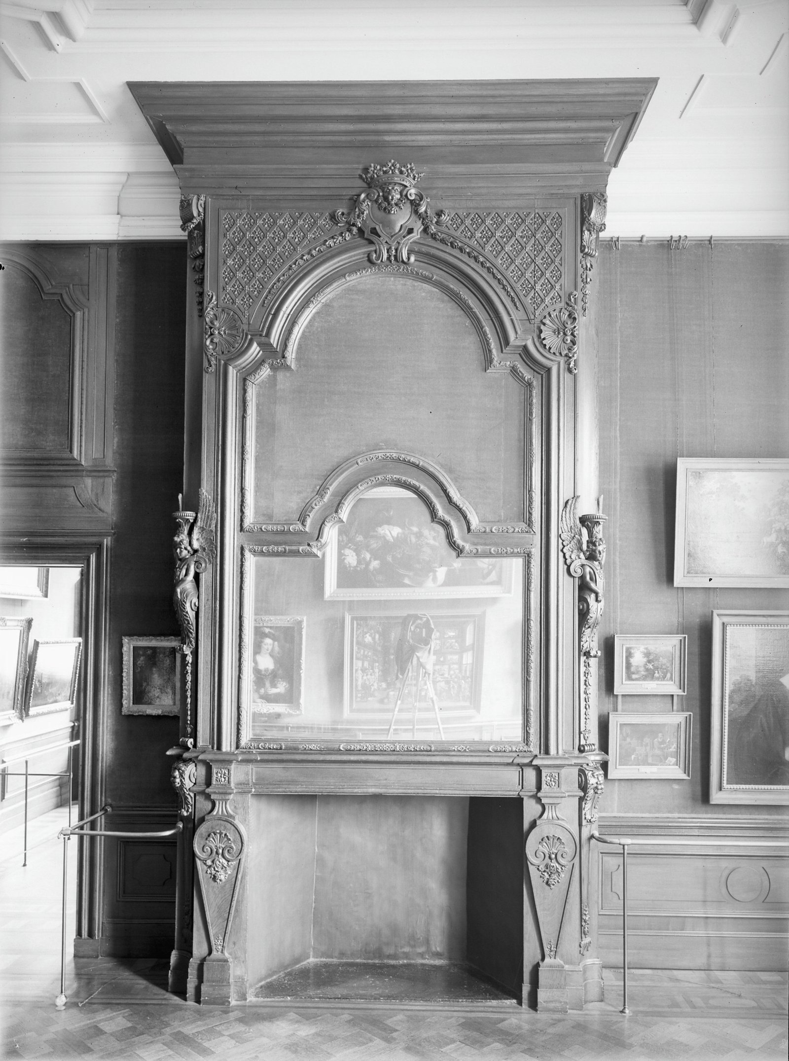 Mauritshuis - The city's Royal Picture Gallery - Den Haag | Secret World Trip Planner
