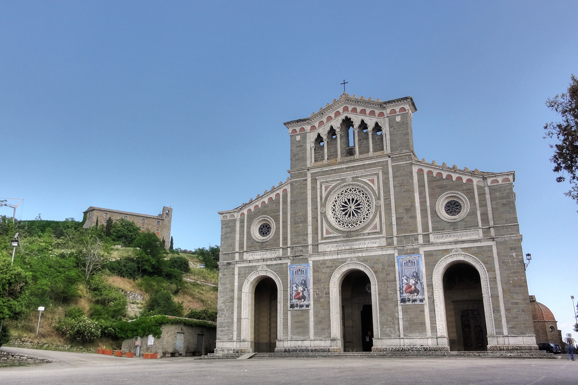 সুন্দরী বালিকা - Cortona | Secret World Trip Planner