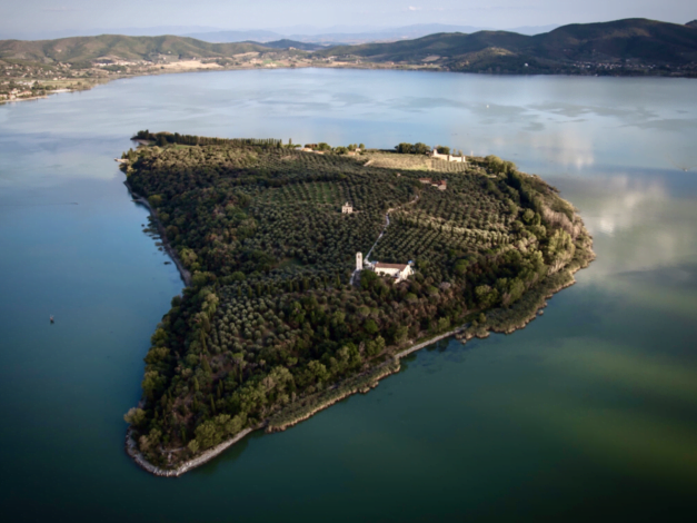 Bolong Island - Isola Polvese | Secret World Trip Planner