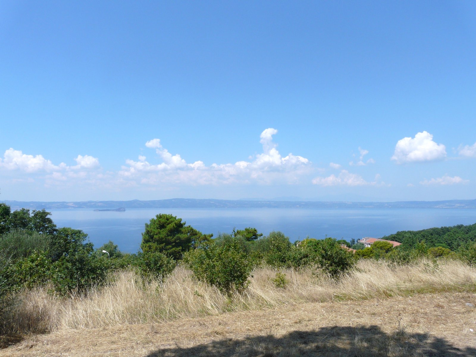 Lago Bolsena - Lago di Bolsena | Secret World Trip Planner