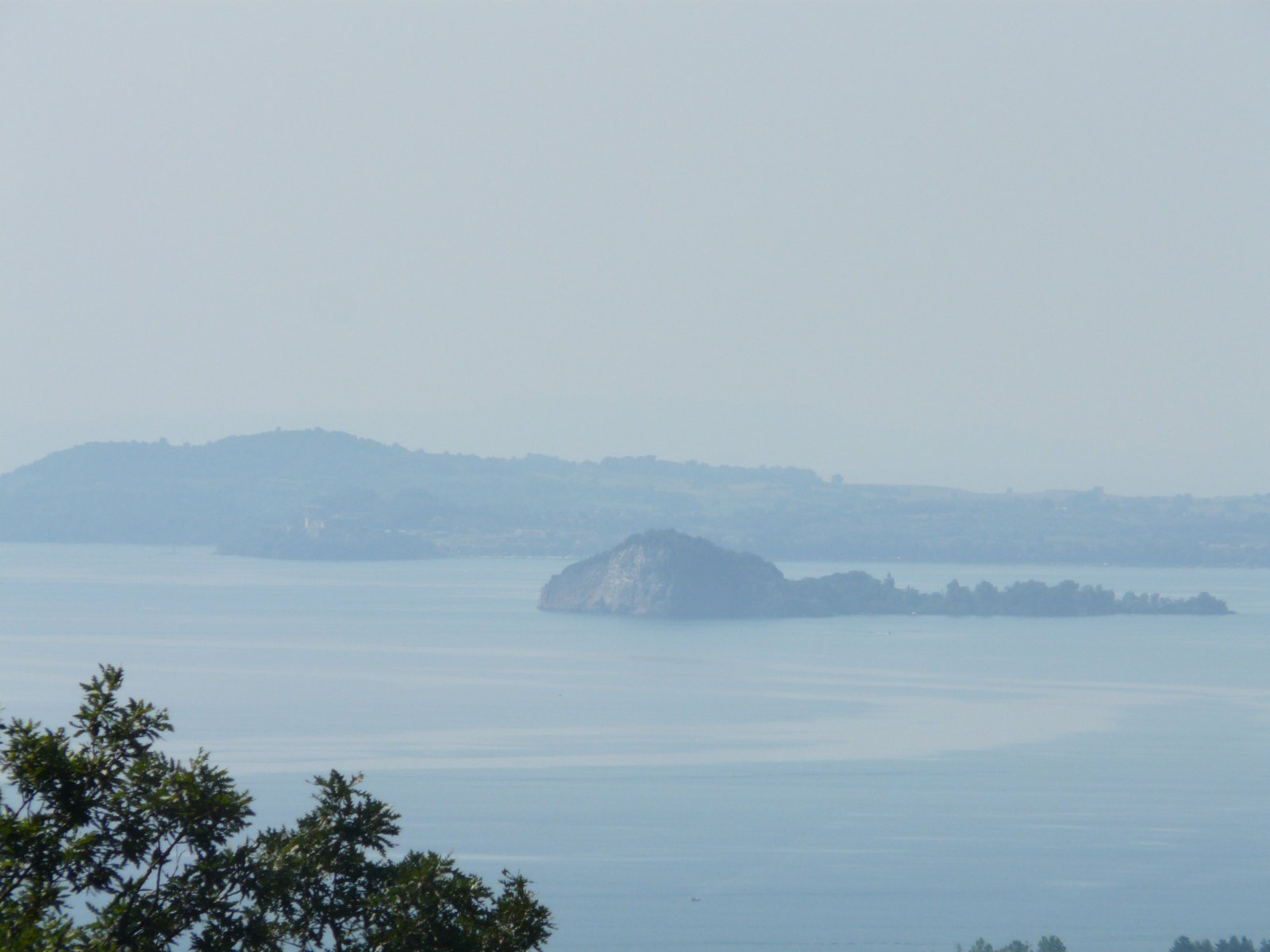 Lago Bolsena - Lago di Bolsena | Secret World Trip Planner