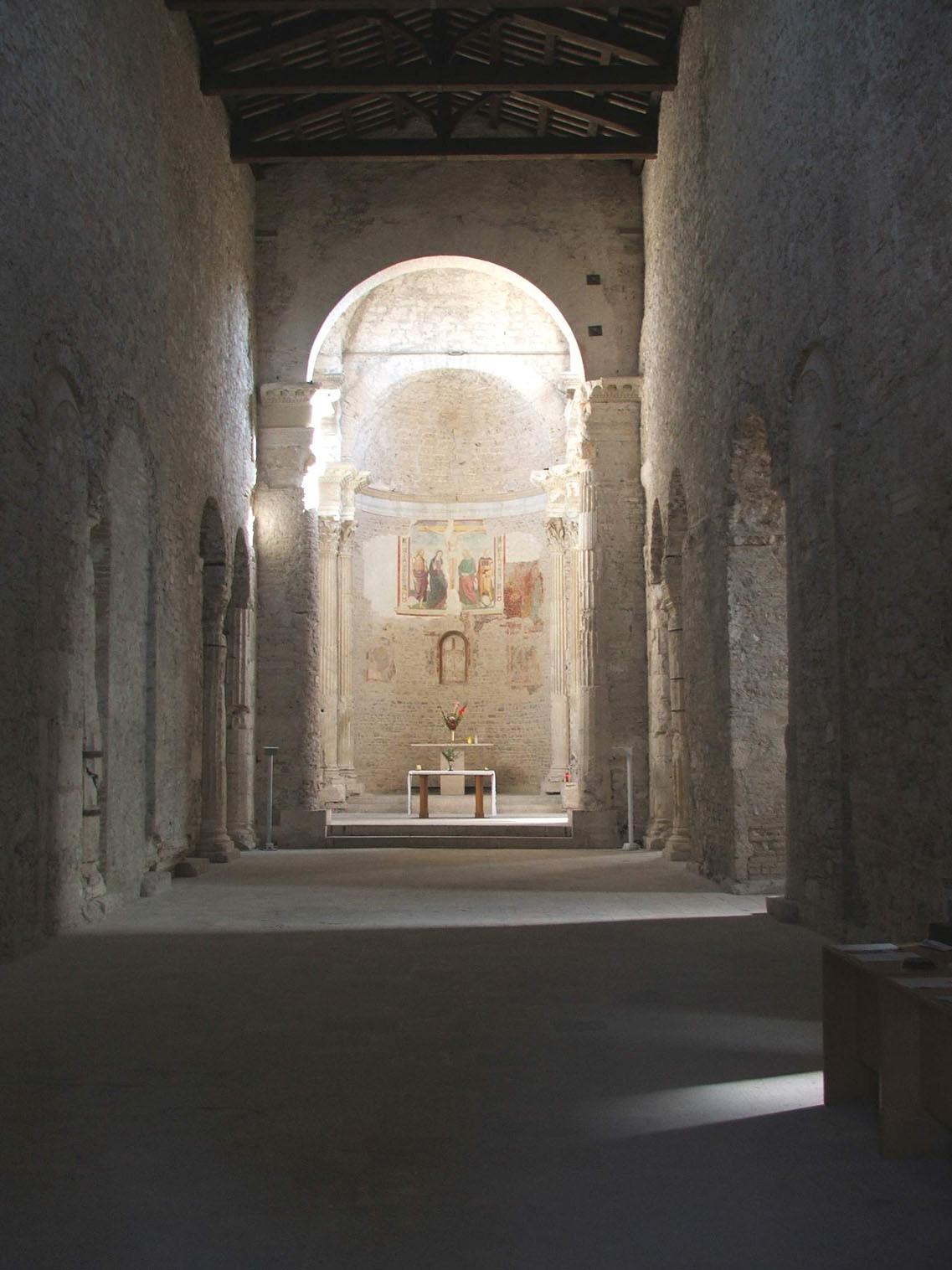Basilique de San Salvatore - Spoleto | Secret World Trip Planner