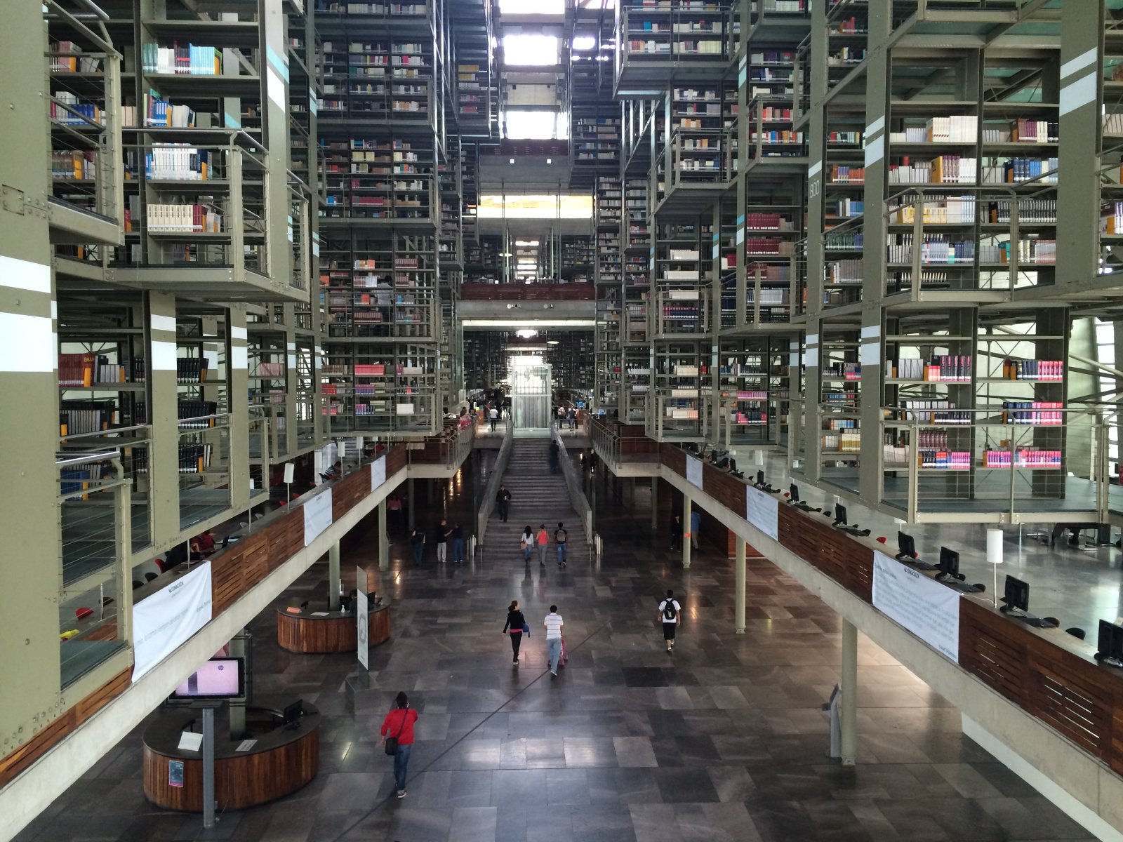 Biblioteca Vasconcelos : La plus grande bibliothèque d'Amérique latine - Ciudad de México | Secret World Trip Planner