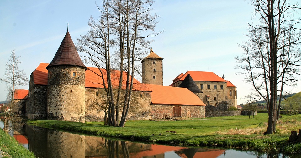 Château de Svihov — ?erné jezero