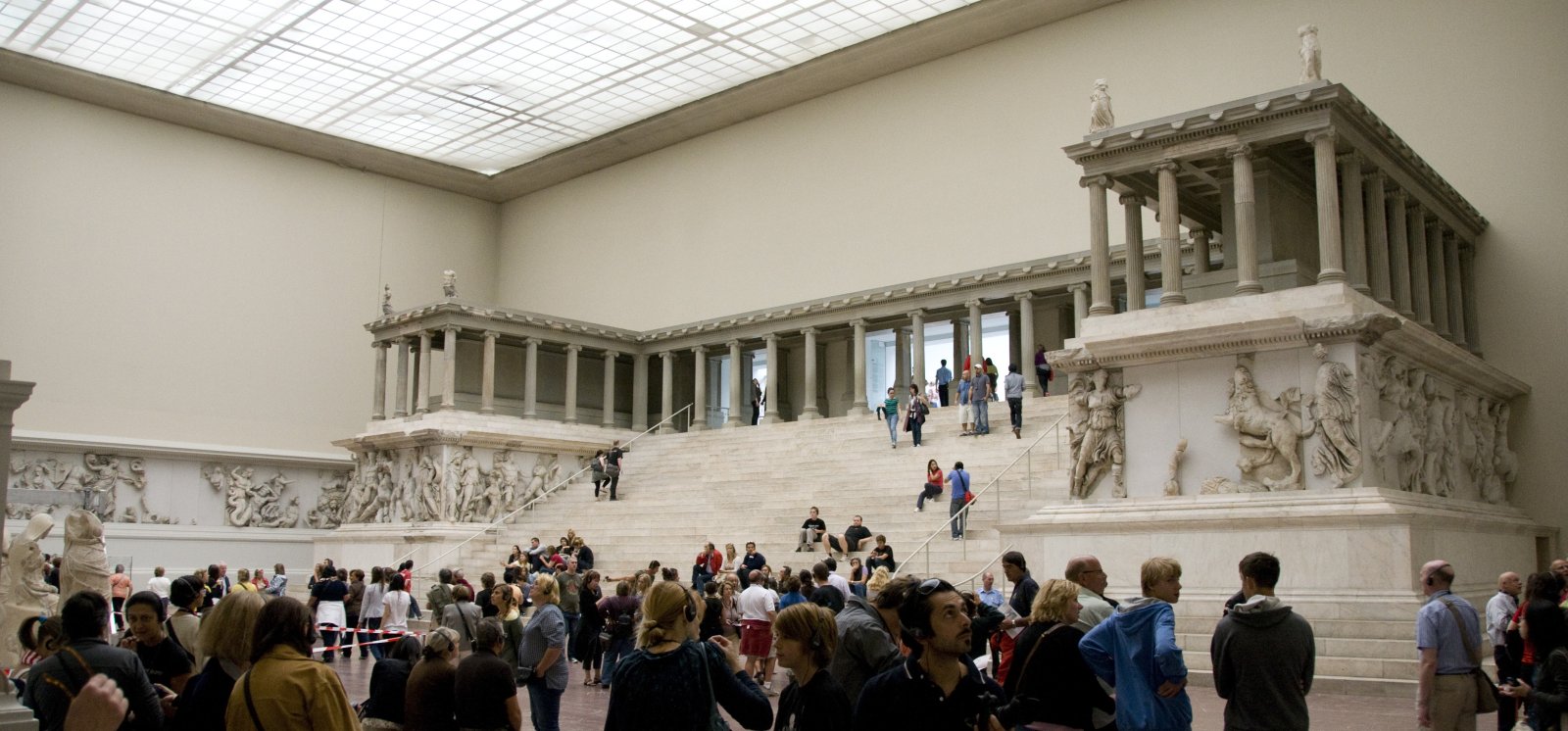 Autel de Pergame - Berlin | Secret World Trip Planner