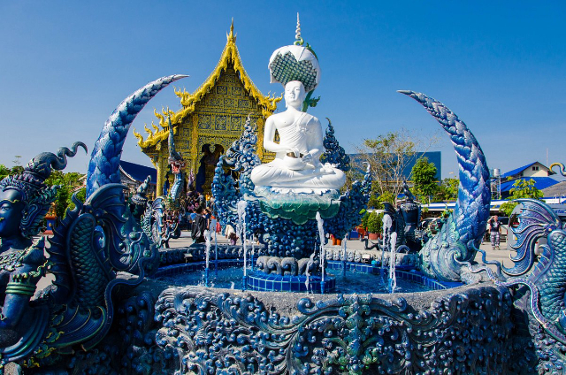 The Blue Temple - Amphoe Mueang Chiang Rai | Secret World Trip Planner
