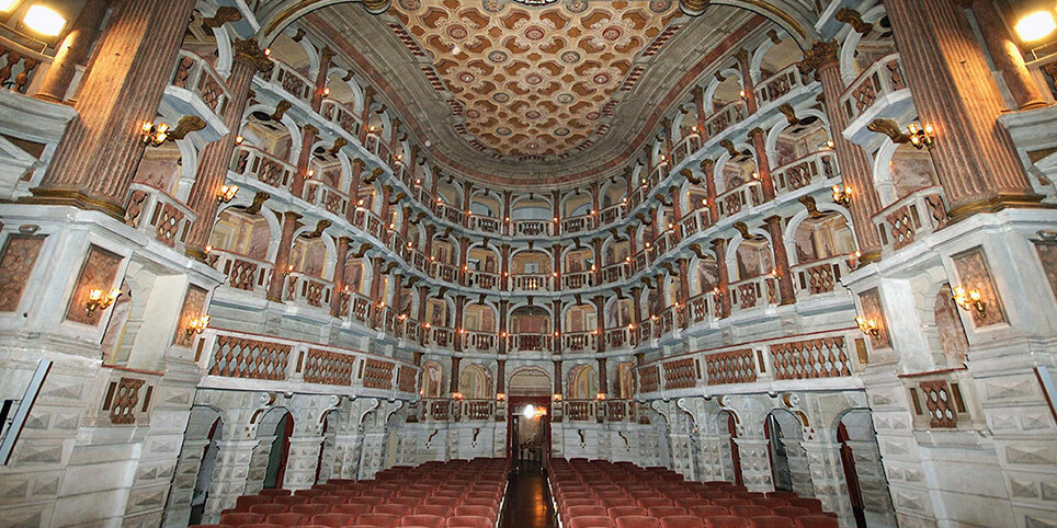 Teatro científico - Mantova | Secret World Trip Planner