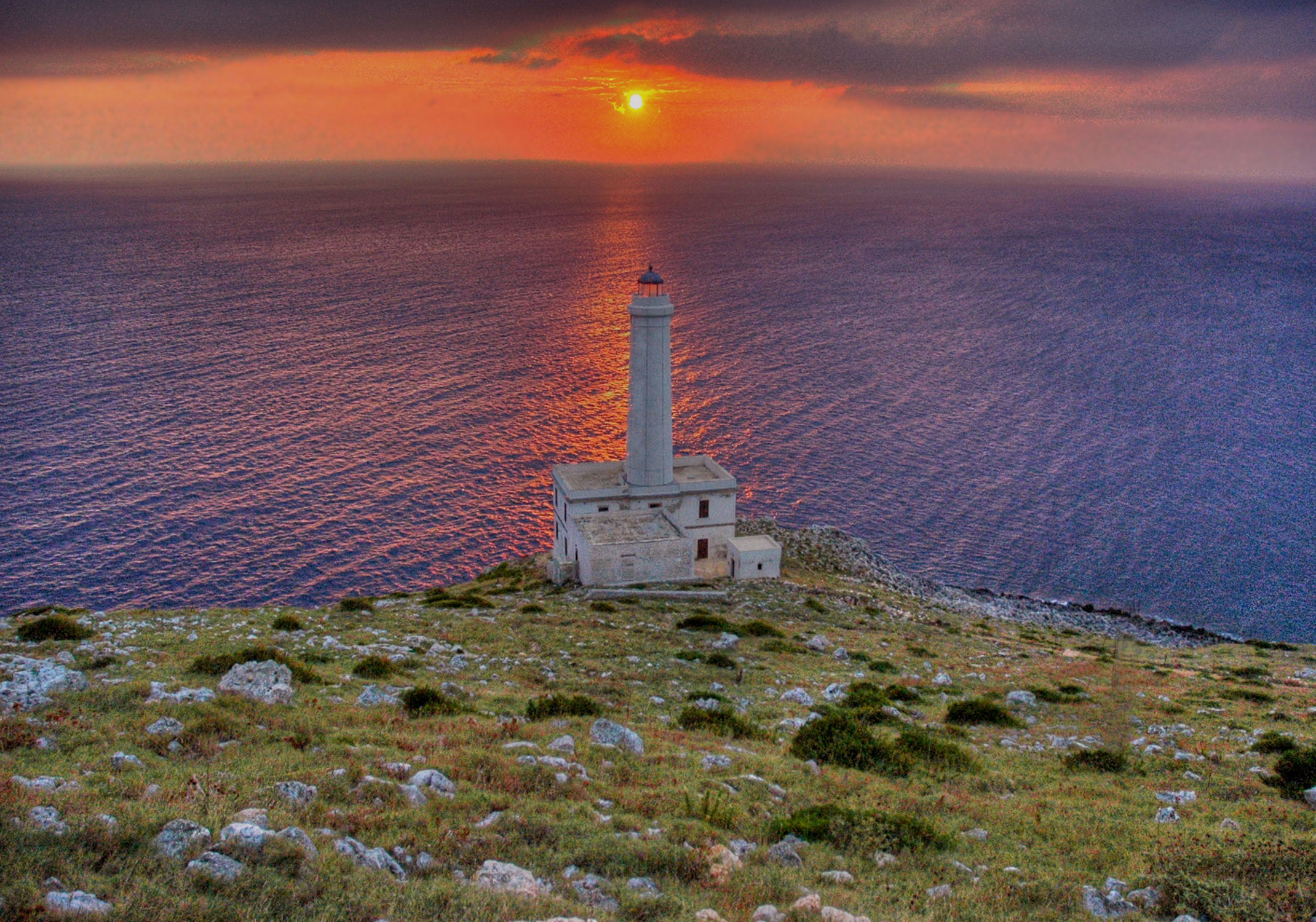 Le phare de Palascìa - Otranto | Secret World Trip Planner