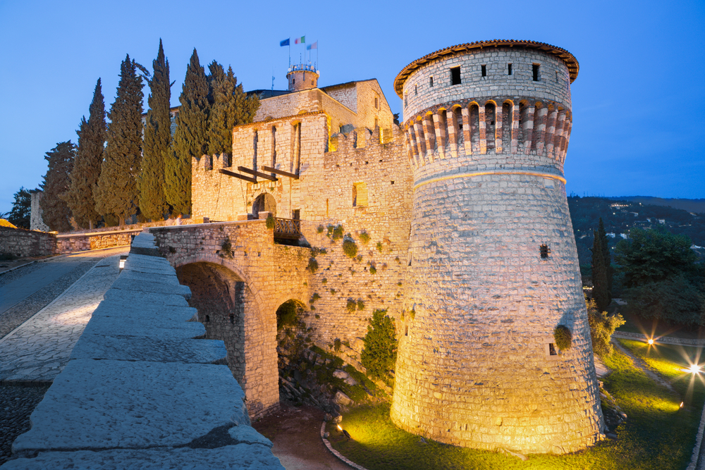 Bornato kastély és Villa Orlando - Bornato | Secret World Trip Planner