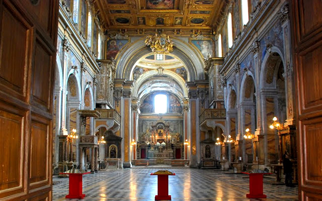 Monumentalkomplex von Santa Maria la Nova - Napoli | Secret World Trip Planner
