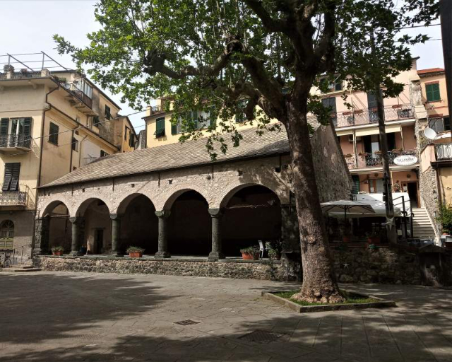 મધ્યયુગીન લોજ - Levanto | Secret World Trip Planner