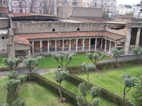 Oplontis agus an Villa de Poppea - Torre Annunziata | Secret World Trip Planner
