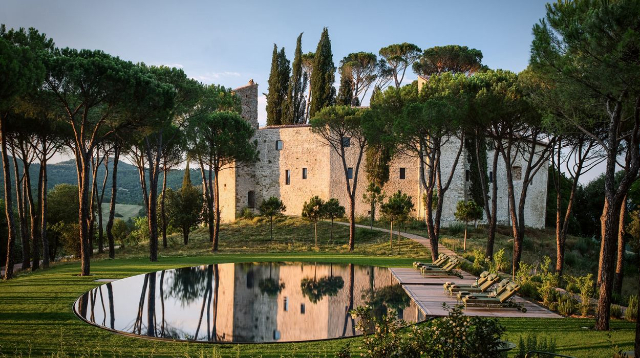 Reschio को महल - Tabaccaia di Reschio | Secret World Trip Planner