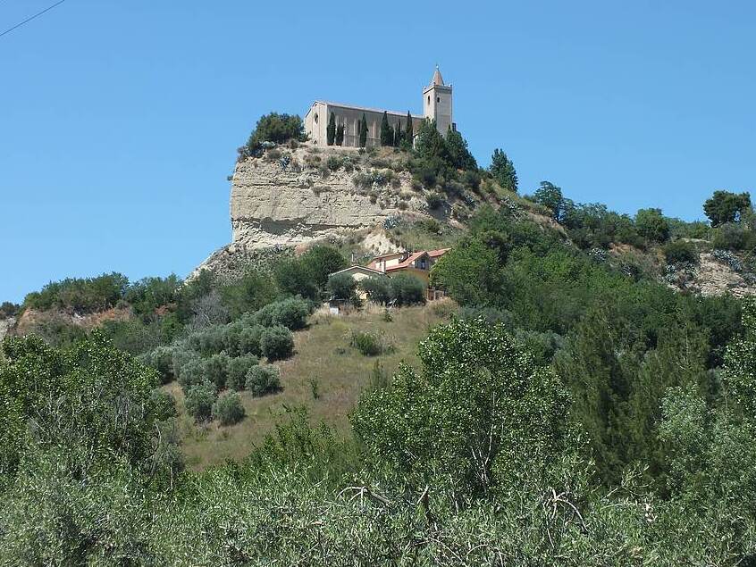Igreja de Santa Maria della Rocca - Offida | Secret World Trip Planner
