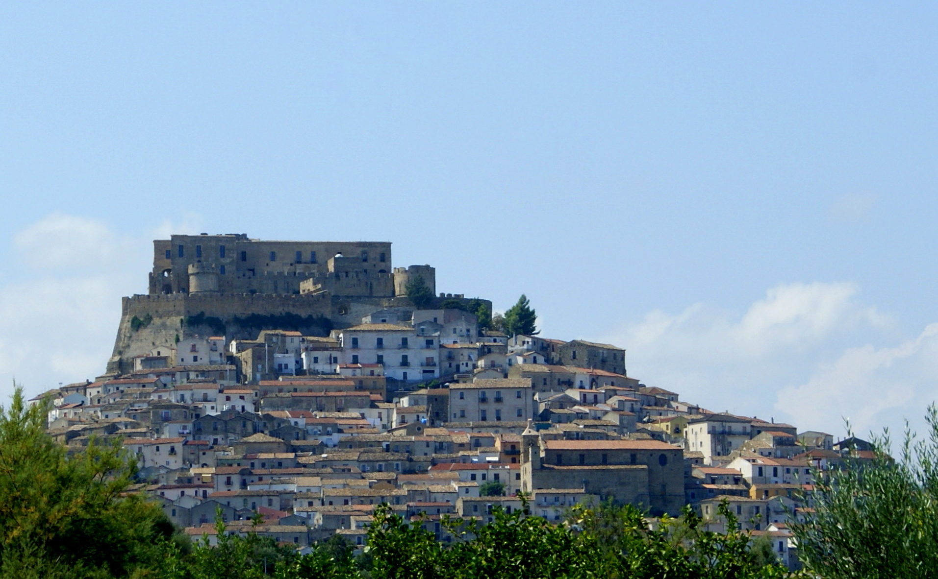 Rocca Imperiale, a la cort de Frederic II - Rocca Imperiale | Secret World Trip Planner