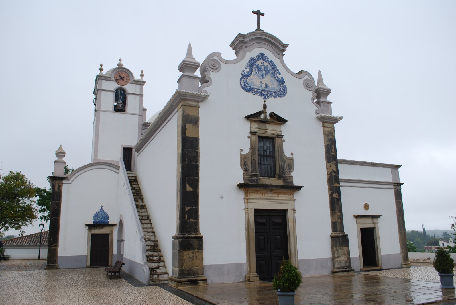 L’“Igreja de São Lourenço de Almancil” - Almancil | Secret World Trip Planner