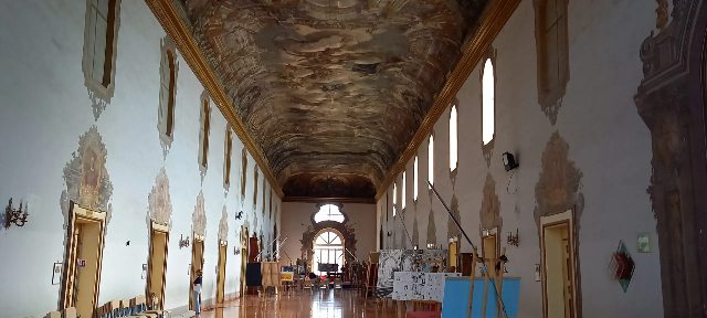 Dove si trova il più grande dipinto su tela al mondo?  - Maddaloni | Secret World Trip Planner