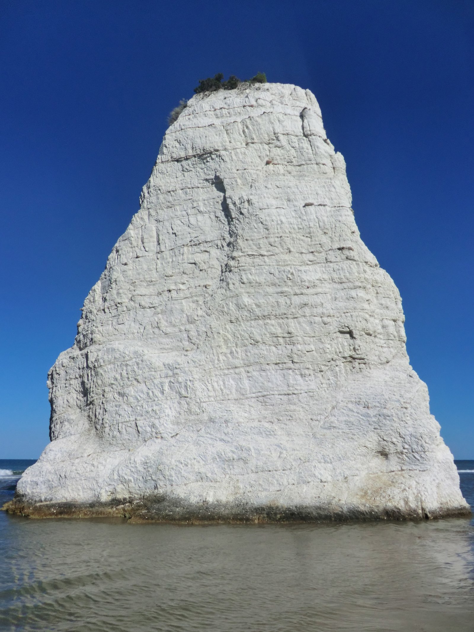 Pizzomunno, the stacks of Vieste - Pizzomunno | Secret World Trip Planner