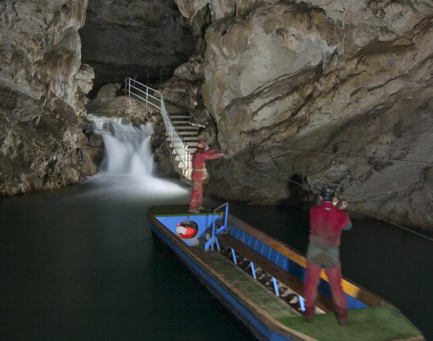 מערות פרטוסה - Pertosa | Secret World Trip Planner
