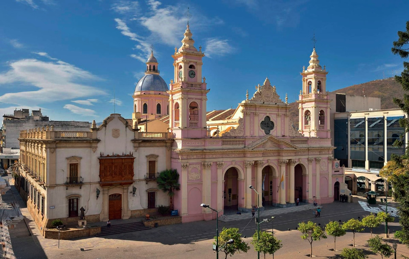 La cattedrale rosa di Salta — Salta