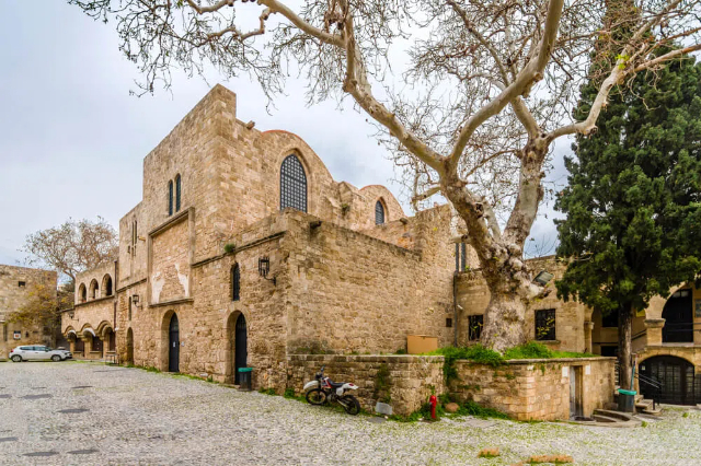 Nostra Signora del Castello - Rhodos-Stadt | Secret World Trip Planner