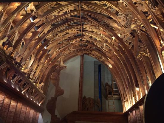 Kirche von San Lorenzo - Porto Rotondo | Secret World Trip Planner