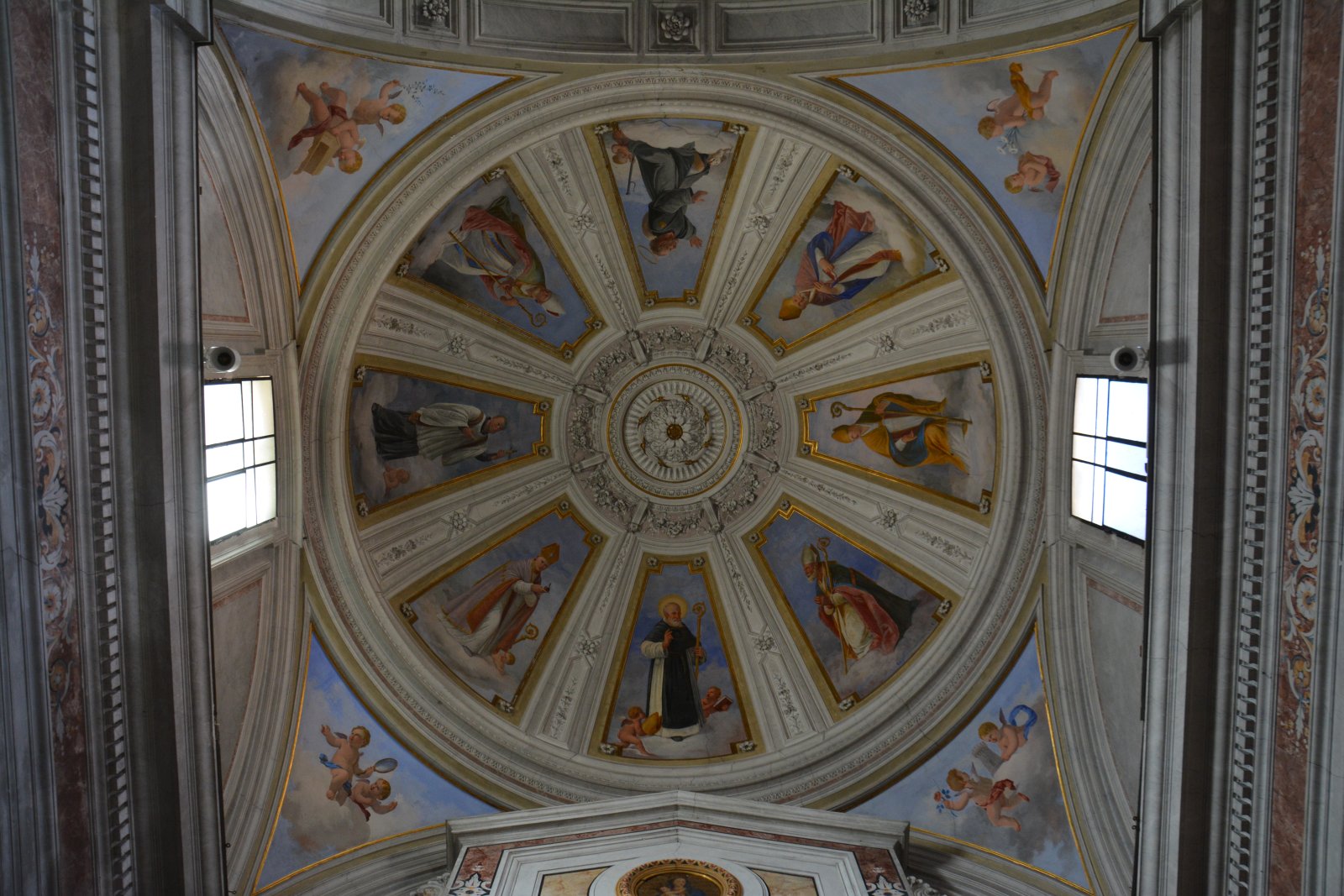 La cattedrale dei Santi Filippo e Giacomo in Sorrento - Sorrento | Secret World Trip Planner