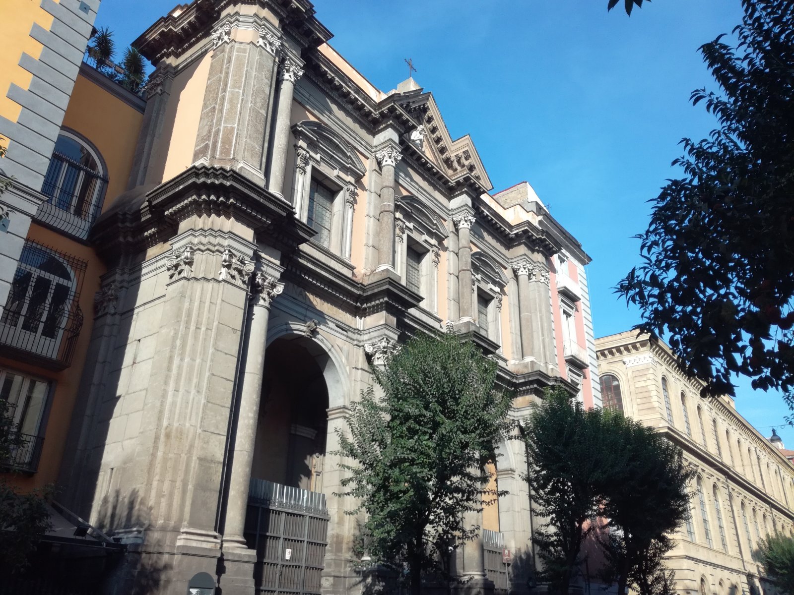Samostan sv. Janeza, Krstnik nun. - Napoli | Secret World Trip Planner