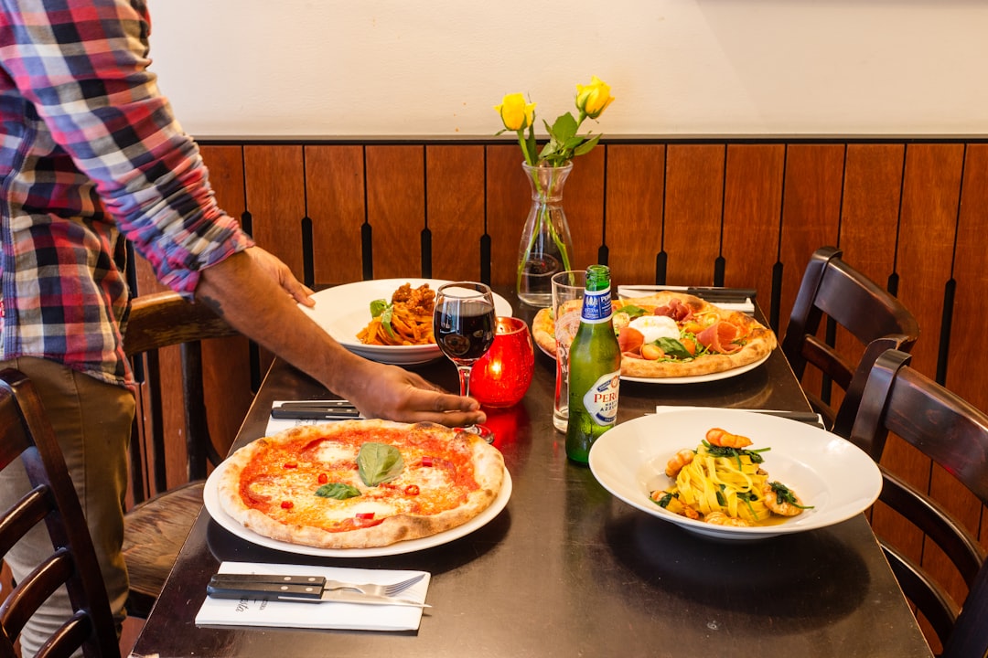 פיצה בופאלינהworld. Kgm - Pizzeria Concettina ai Tre Santi | Secret World Trip Planner