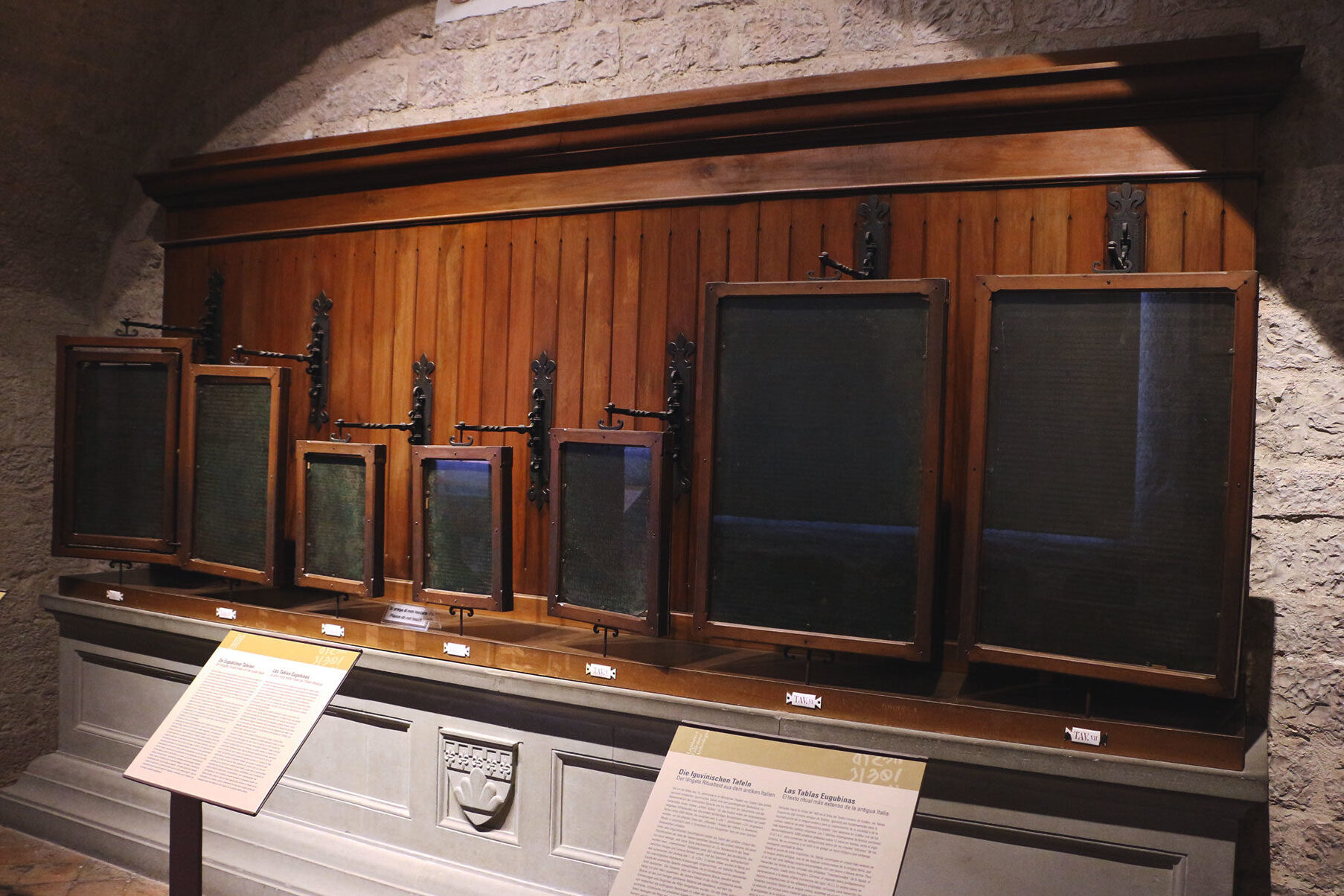Gubbio un Iguvine galdi - Gubbio | Secret World Trip Planner
