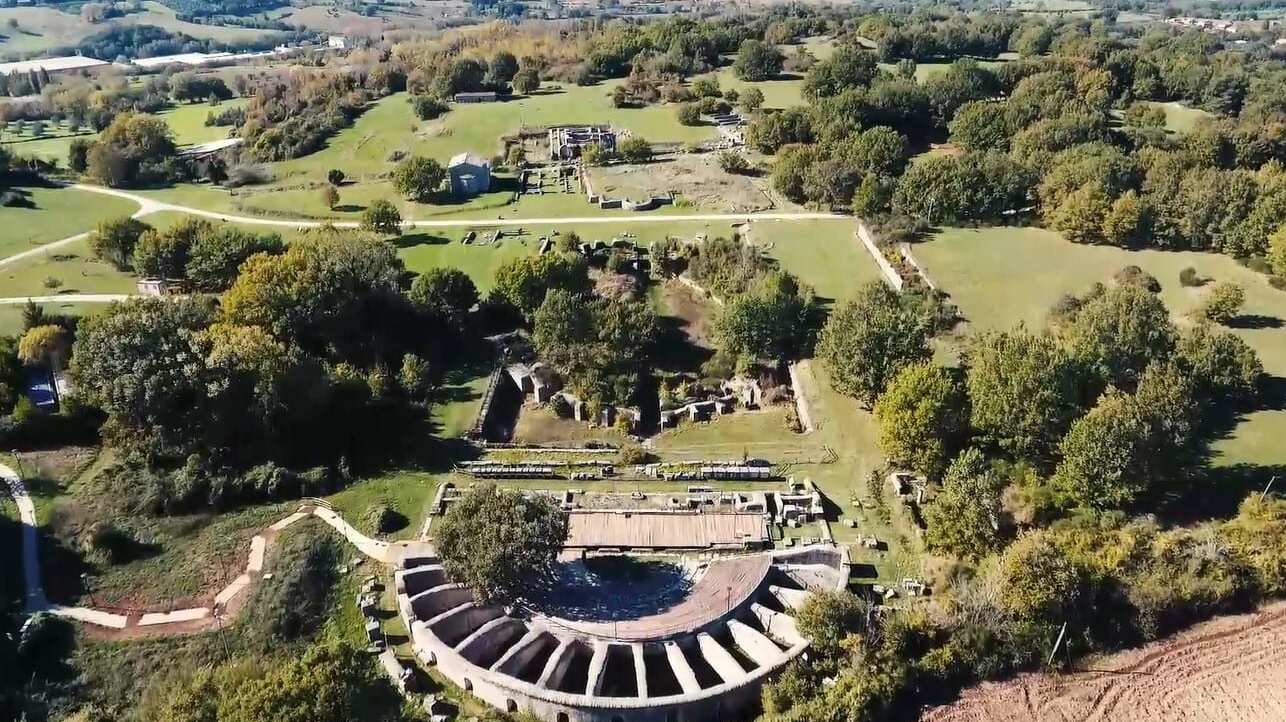 Le rovine della città romana di Carsulae - 21 | Secret World Trip Planner