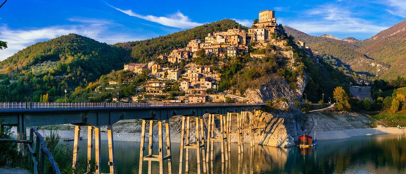 Castel di Tora ed il Lago del Turano - Castel di Tora | Secret World Trip Planner